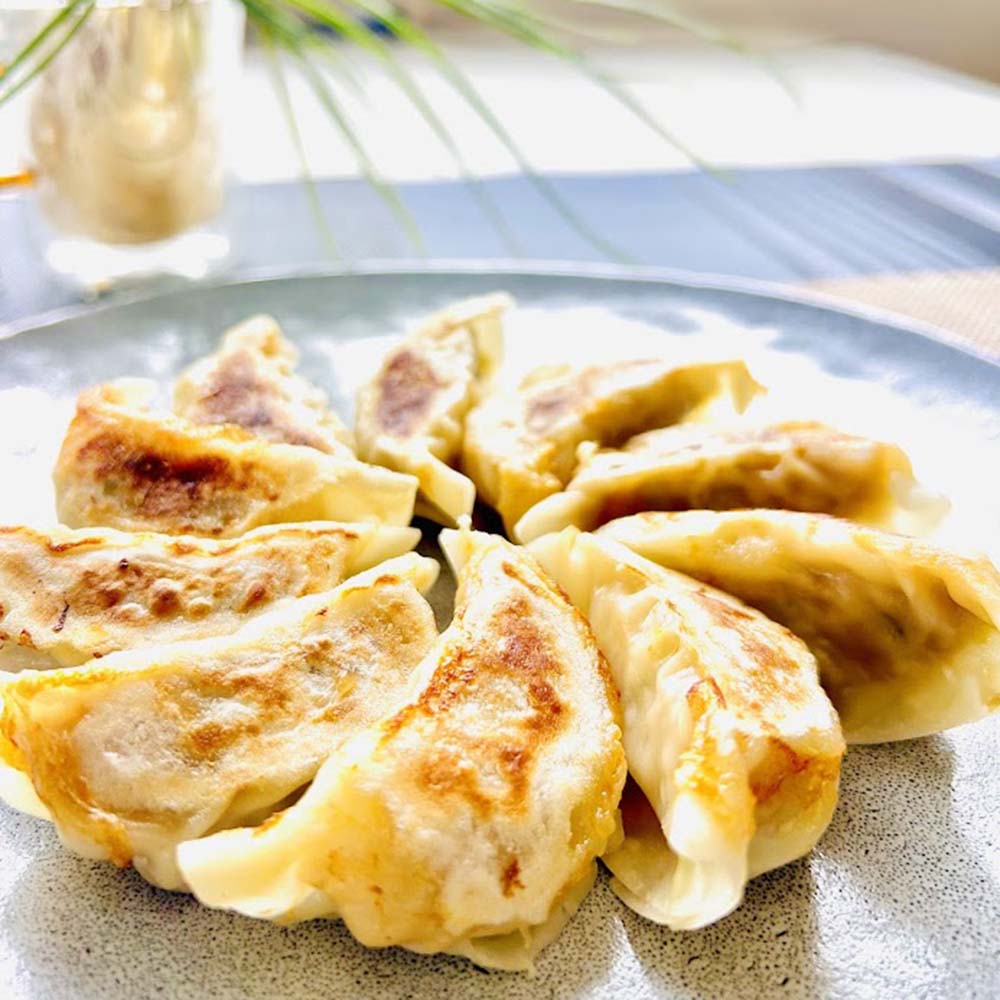 鳴門らっきょ餃子 道のえきから | よろずを継ぐもの｜継ぐべきものをよろず集めたモール