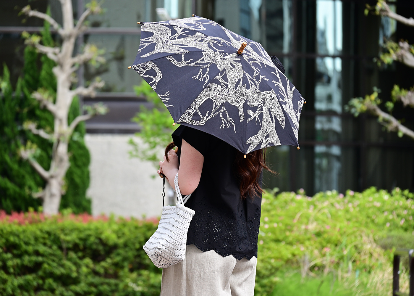 母の日におすすめの傘を使ったコーディネート