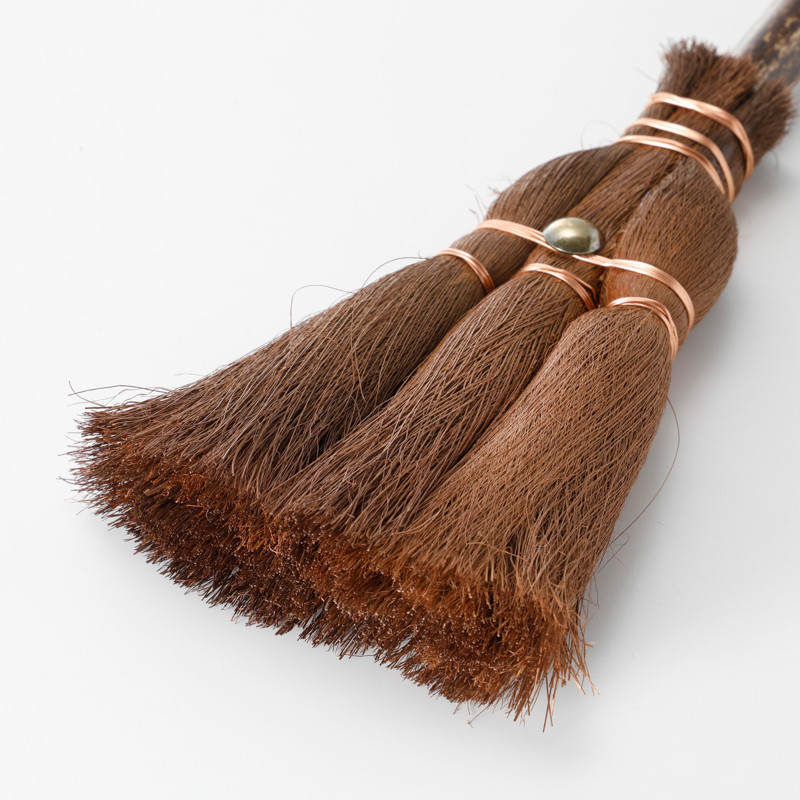 棕櫚箒 荒神箒3玉 ダルマ小 くらしのこみち | よろずを継ぐもの｜継ぐ