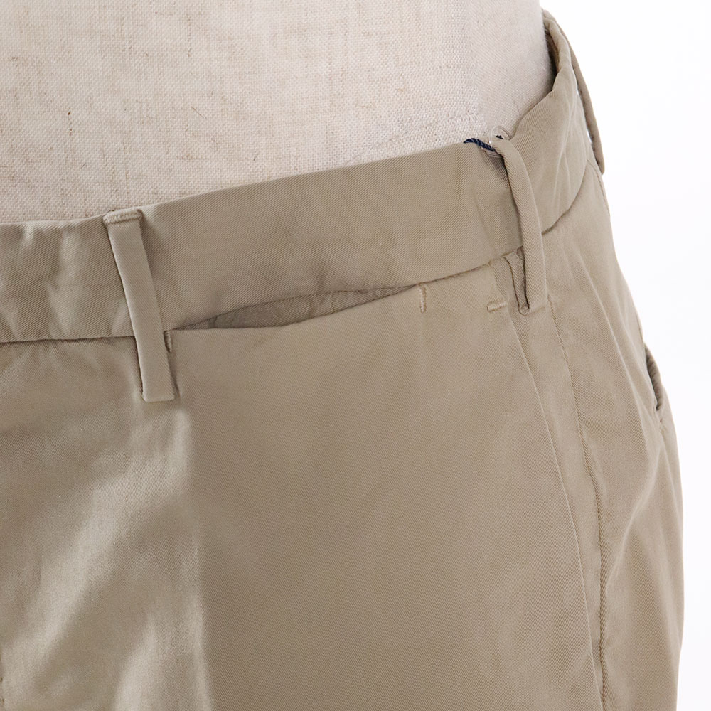 INCOTEX ロイヤル バタヴィア スラックス SLIM FIT カーキ INCOTEX ロイヤル バタヴィア スラックス SLIM FIT カーキ