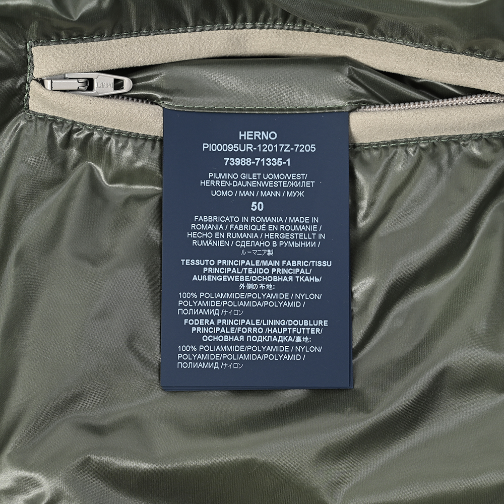 RESORTウォーターレペレントウルトラライトナイロンフーディーダウン