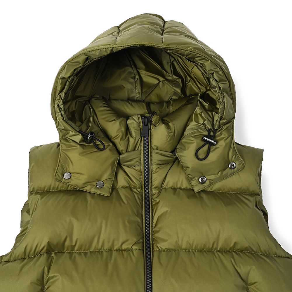 お値下げ！　  カーキ色ダウンベスト Mサイズ 楽天市場】L.L.Bean マウンテン・クラシック・ダウン・ベスト、カラー