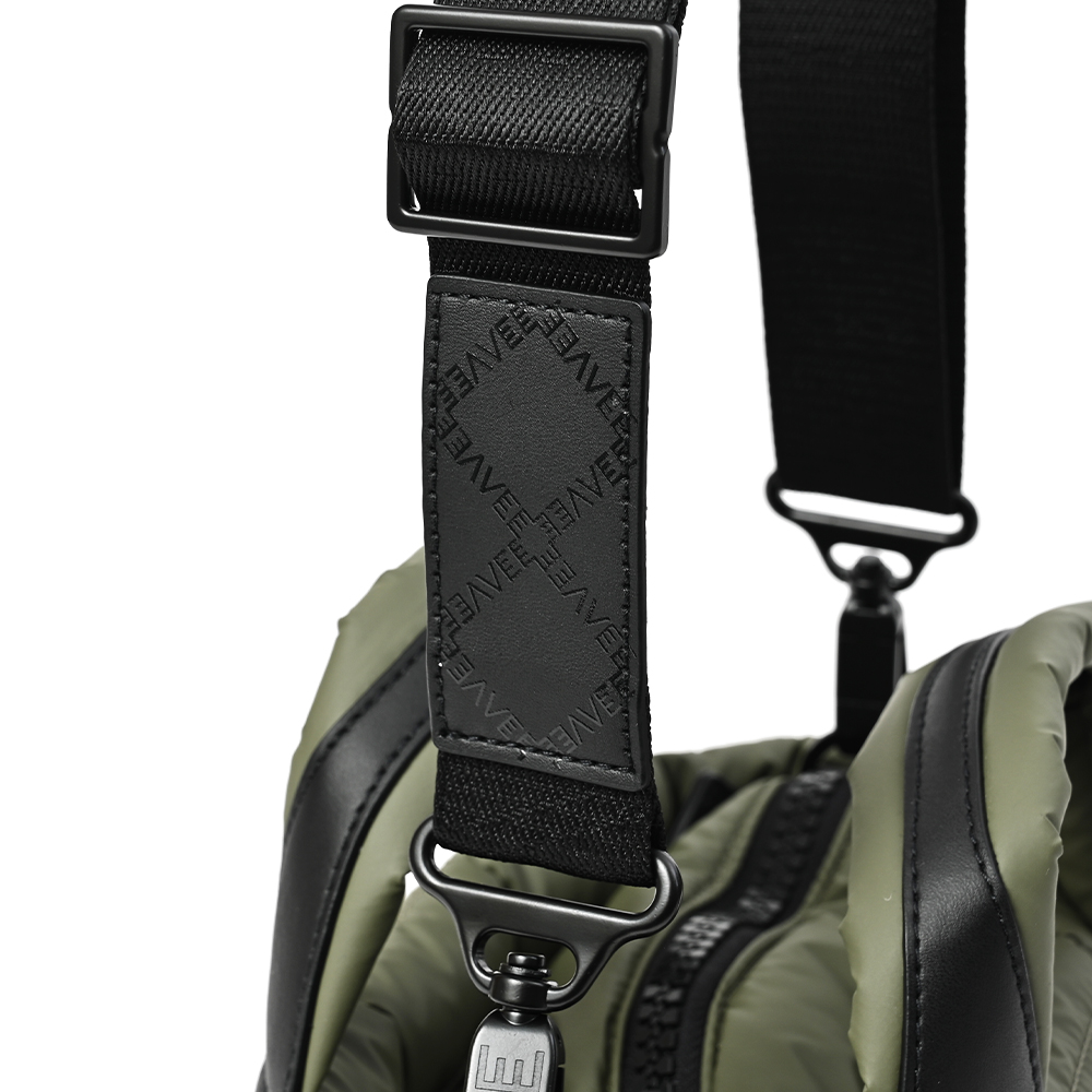 ショルダー付ナイロンバッグ カーキ トラディショナルスタンダード